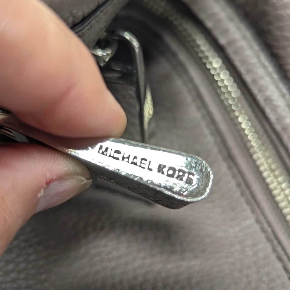 Michael Kors Grey Leather Shoulder Bag Large Zip Tabs Chain Detail